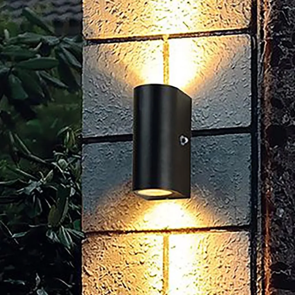 Straluma Buitenlamp Logan zwart+schemersensor IP44> Wandlampen|Buitenlampen