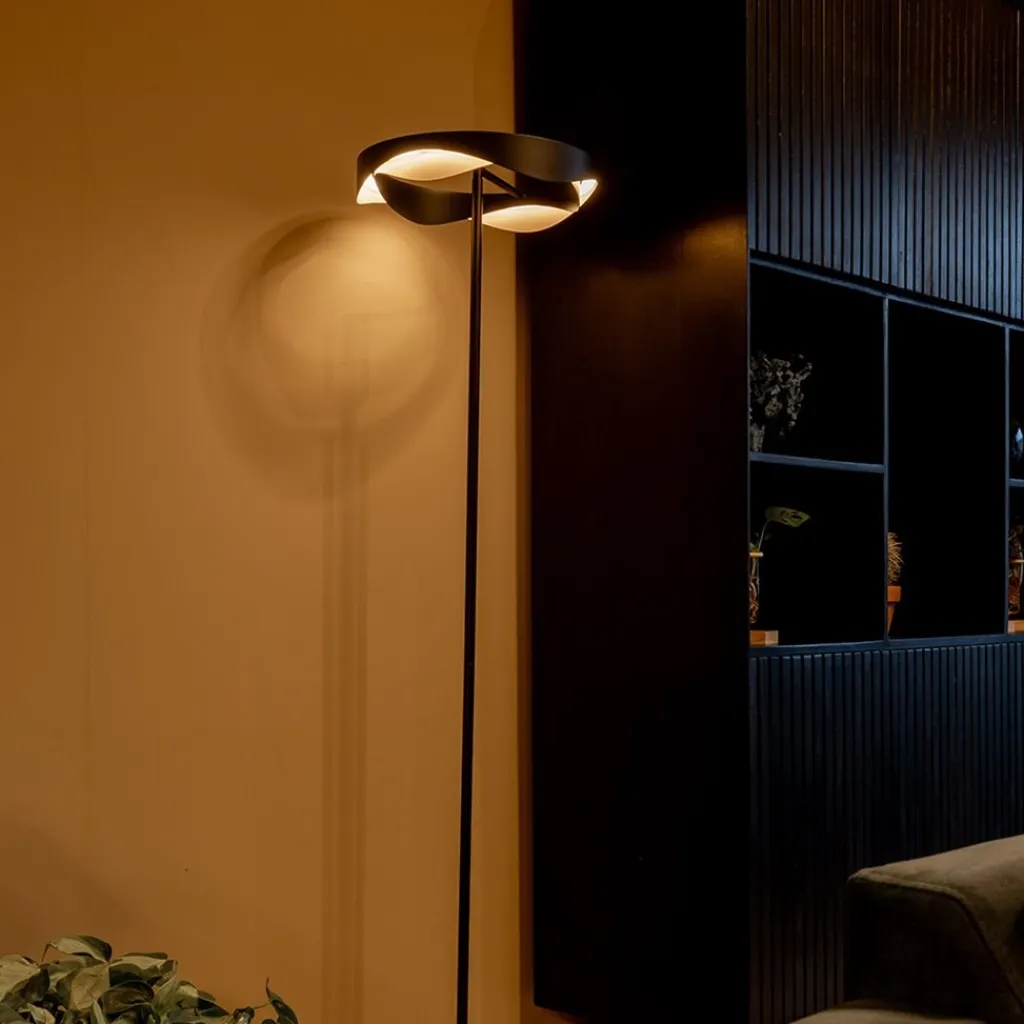 Straluma Dimbare LED vloerlamp zwart met goud> Vloerlampen|LED Vloerlampen