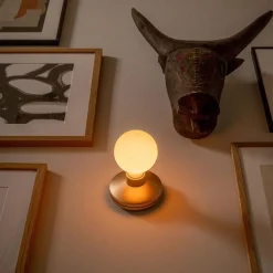 Straluma Dimbare wandlamp op batterij goud met frosted><noscript><img width=