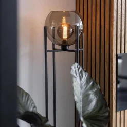 Straluma Frame vloerlamp mat zwart met smoke glazen bol></noscript> Woonkamerlampen|Vloerlampen