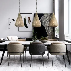 Straluma Grote hanglamp 3-lichts mat goud met zwarte balk></noscript> Eettafellampen|Keukenverlichting