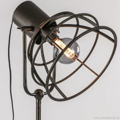 Straluma Industriële driepoot vloerlamp Givan></noscript> Driepoot lampen|Light and Living