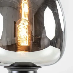 Straluma Mat zwarte tafellamp Mayson met smoke glazen kap></noscript> Tafellampen|Light and Living