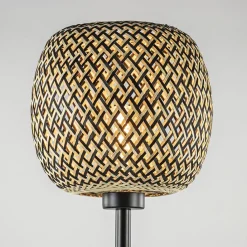 Straluma Mat zwarte vloerlamp met bamboe kap></noscript> Vloerlampen|Botanische Verlichting