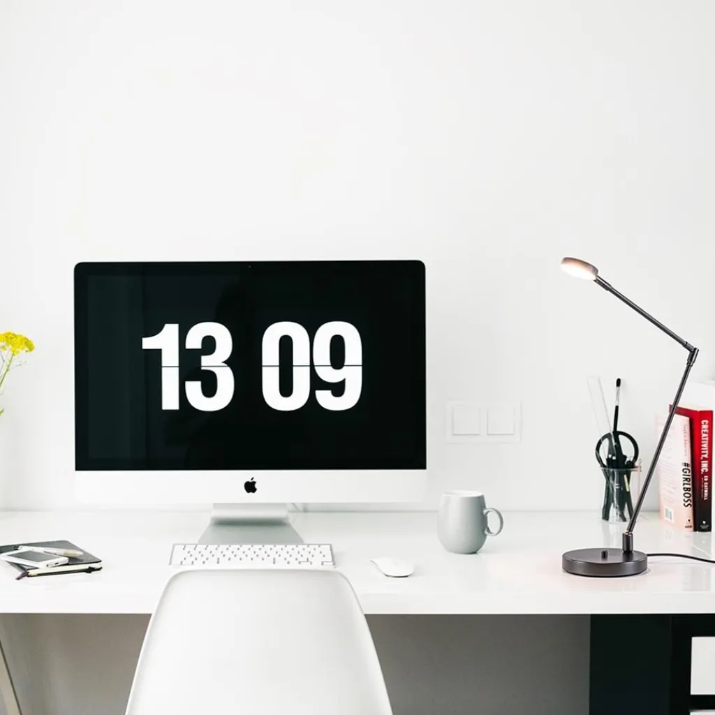 Straluma Moderne bureaulamp zwart staal met dimbaar LED> Tafellampen|Bureaulampen