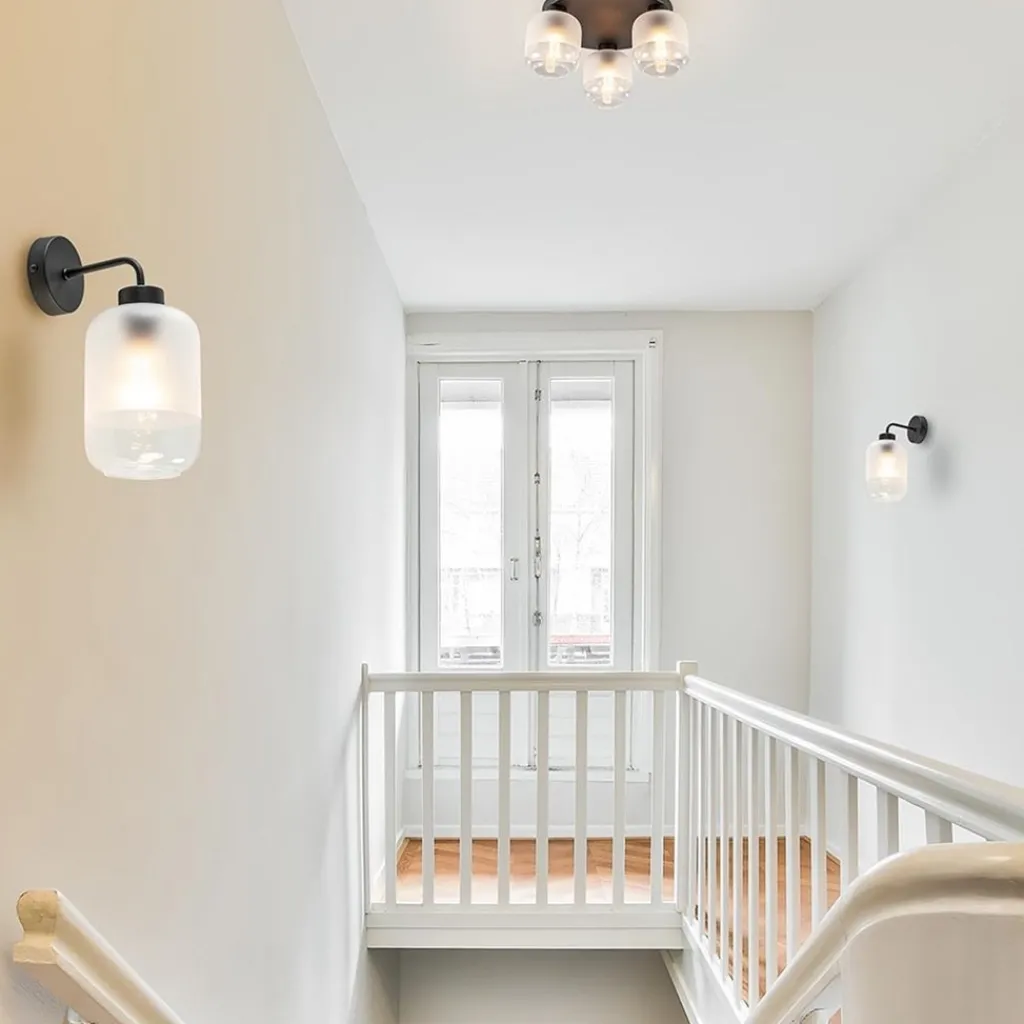 Straluma Moderne wandlamp zwart met helder/mat glas> Wandlampen|Scandinavische Verlichting