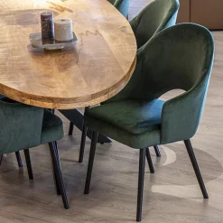 Straluma Stoffen eetkamerstoel velours groen met zwarte houten poot></noscript> Eetkamerstoelen