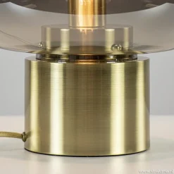 Straluma Tafellamp Arturan brons met smoke glazen kap></noscript> Light and Living|Woonkamerlampen