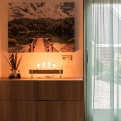 Straluma Tafellamp houten balk met witte pootjes 4-lichts exclusief lichtbron></noscript> Slaapkamerlampen|Halverlichting