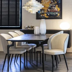 Straluma Trendy eetkamerstoel wit velours met zwart metalen poot></noscript> Eetkamerstoelen