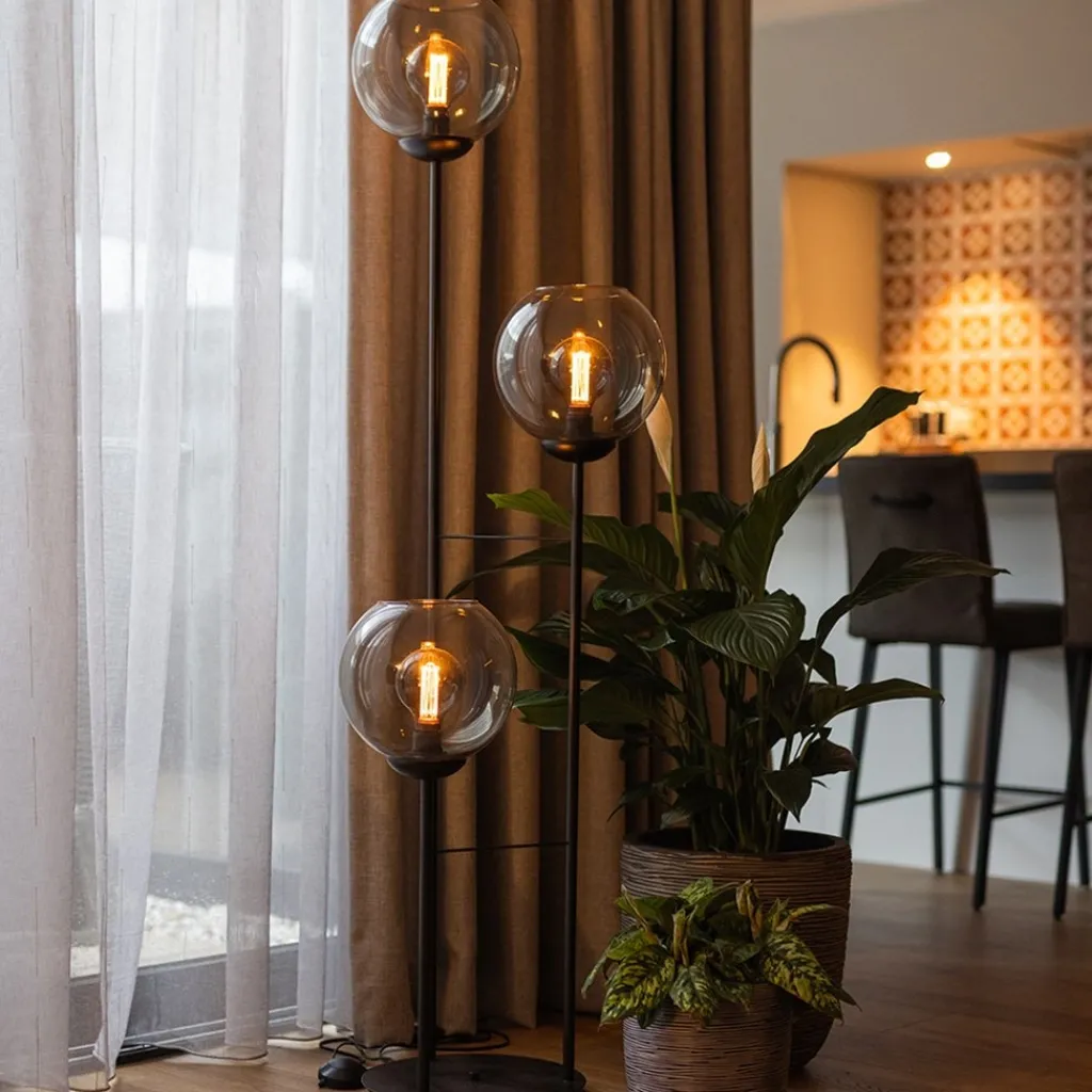 Straluma Vloerlamp 3-L zwart met bolglas smoke> Woonkamerlampen|Vloerlampen